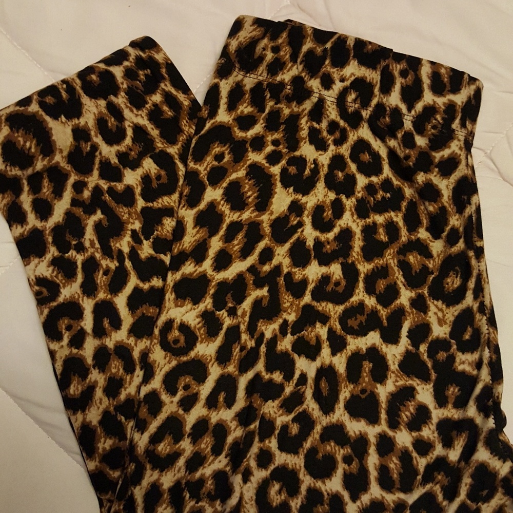 Leopard leggings - super soft!